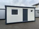 Office / Living Container with Sanitary Facilities – 5×2.20m