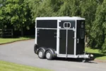 Ifor Williams HB511 Diagonal Horse Trailer - Image 4