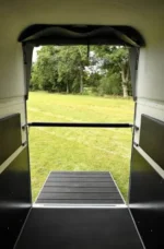 Cheval Liberté Gold One WL Horse Trailer – 1.5 Horse Model - Image 5